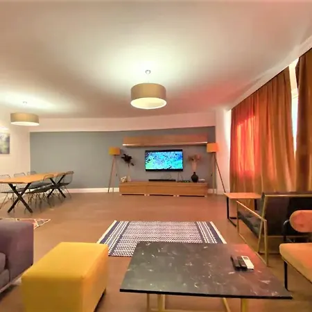 Apartment Spatious, Modern In Cihangir 3br, Lift, Ac *