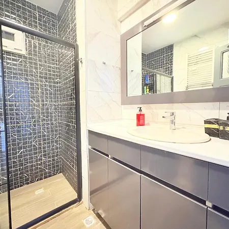 Daire With 3br, Lift, Ac, Cihangir