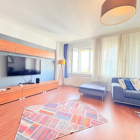 Daire With 3br, Lift, Ac, Cihangir *