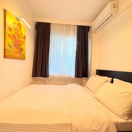 With 3br, Lift, Ac, Cihangir * İstanbul
