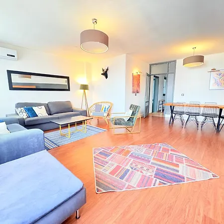 With 3br, Lift, Ac, Cihangir