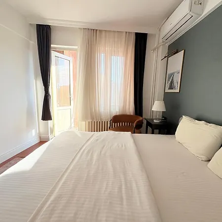 Διαμέρισμα With 3br, Lift, Ac, Cihangir