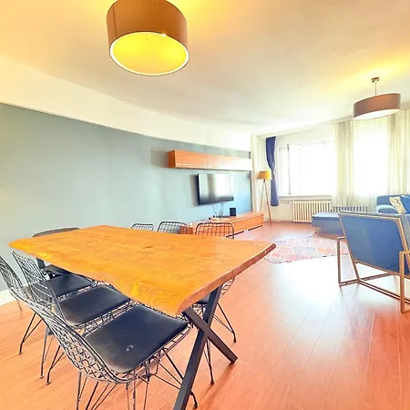 With 3br, Lift, Ac, Cihangir Daire İstanbul