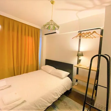 Spatious, Modern In Cihangir 3br, Lift, Ac Apartamento *