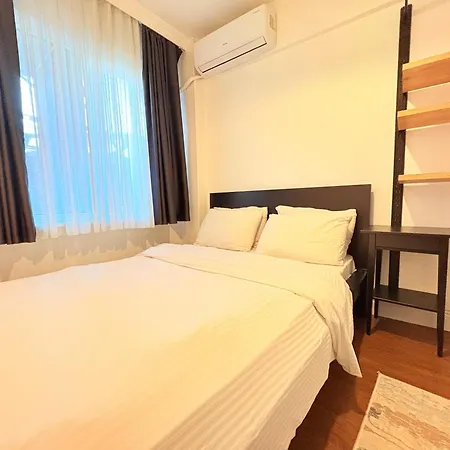 With 3br, Lift, Ac, Cihangir