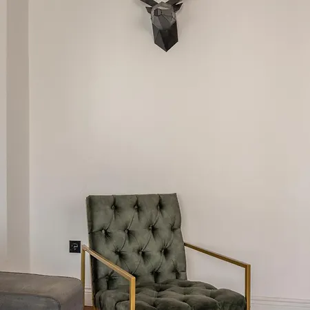 Spatious, Modern In Cihangir 3br, Lift, Ac Κωνσταντινούπολη